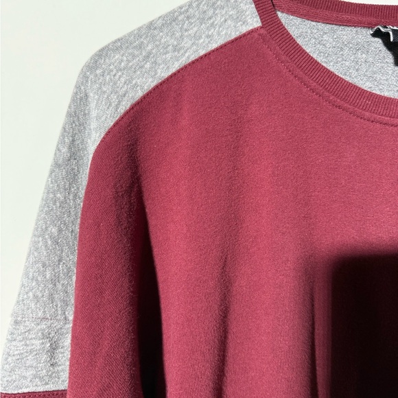 NFL Redskins Sweatshirt - Picture 3 of 8